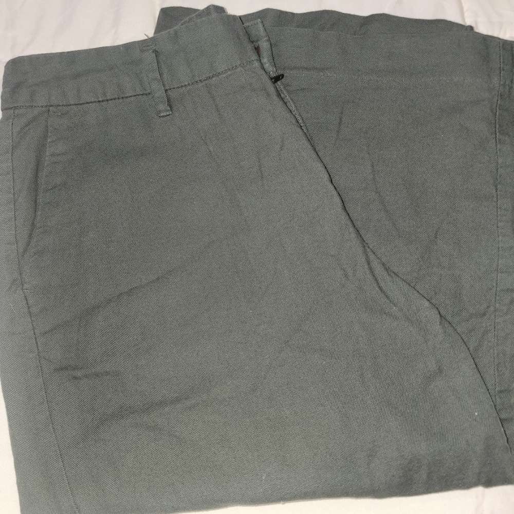 Gap Women’s Gaucho Pants – Size 8R, Dark Green